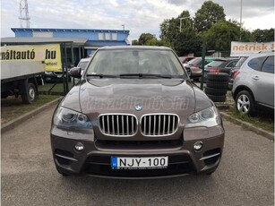 BMW X5 xDrive35d (Automata) Különleges külső-belső. 2 db gyári kulcs. vonóhorog. napfénytető. stb