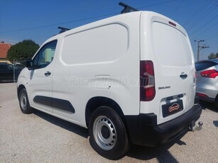 CITROEN BERLINGO 1.5 BlueHDi 100 Club M (3 személyes ) 58.900 KM! MAGYARORSZÁGI! ELSŐ TULAJDONOS! GYÁRI FÉNYEZÉS! ÚJSZERŰ ÁLLAPOT!