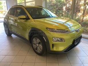 HYUNDAI KONA EV 39kWh Comfort GARANCIÁLIS BEMUTATÓAUTÓ SÉRÜLÉSMENTES SZERVIZKÖNYVES HŐSZIVATTYÚ GPS NAVI