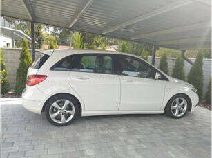 MERCEDES-BENZ B 180 BlueEFFICIENCY (Automata)