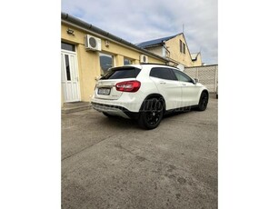 MERCEDES-BENZ GLA 220 CDI d Style 4Matic 7G-DCT