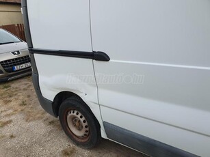 OPEL VIVARO 1.9 DTI Floor cab