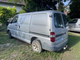 TOYOTA HI-ACE Hiace 2.5 D4-D 4x4 Panel Van