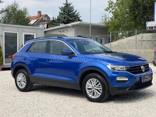 VOLKSWAGEN T-ROC 1.6 TDI SCR Style 115LE - NAVIGÁVIÓ - Leinformálható - Egy tulaj - Friss szerviz - Márkaszervizben