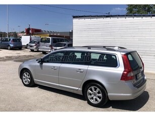 VOLVO V70 2.0 D [D3] Kinetic