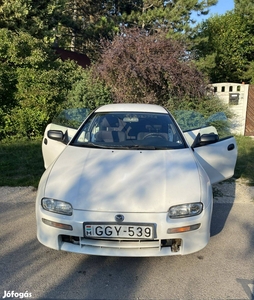 Mazda 323