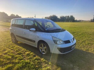 RENAULT ESPACE 2.2 dCi Privilege