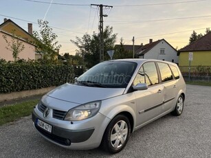 RENAULT GRAND SCENIC Scénic 1.9 dCi Privilege