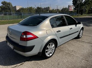 RENAULT MEGANE Limousine 1.4 Authentique Plus