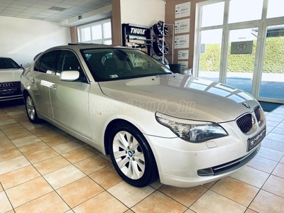 BMW 520d FACELIFT. XENON. NAVI. TETŐABLAK