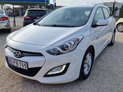 HYUNDAI I30 CW 1.6 GDi Comfort LED. RADAR. VONÓHOROG. SZERVIZELT. LEINFORMÁLHATÓ