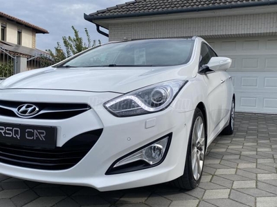 HYUNDAI I40 1.7 CRDi HP Premium Ülés fűtés hűtés Panorámatető Szervízkönyv Bemutatóvideó