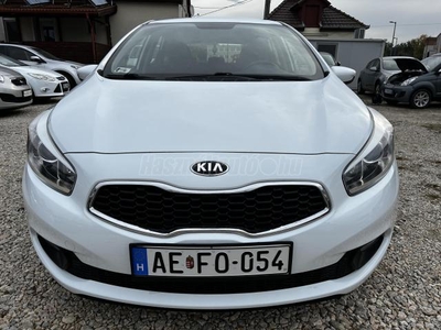 KIA CEE'D 1.4 CRDI LX Nagyon Szép Állapot