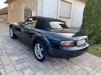 MAZDA MX-5 1.8i 16V Challenge