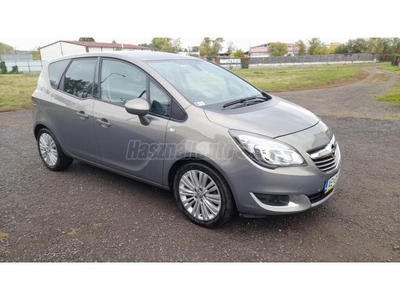 OPEL MERIVA B 1.4 T Cosmo Tolató kamera