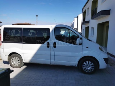 OPEL VIVARO X83