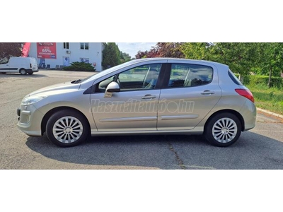 PEUGEOT 308 1.6 THP Premium Pack