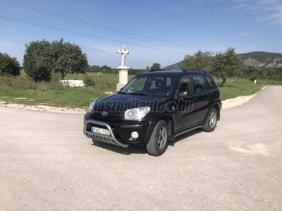 TOYOTA RAV 4 Rav4 2.0 4x4 Sol