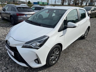 TOYOTA YARIS 1.5 VVT-i Hybrid Style e-CVT Plus. Navigáció. Kamera. Sávtartás. 8xAlu