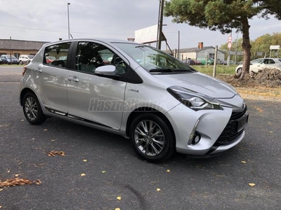 TOYOTA YARIS 1.5 VVT-i Hybrid Style Smart e-CVT Újszerű ! 48.000km !!!