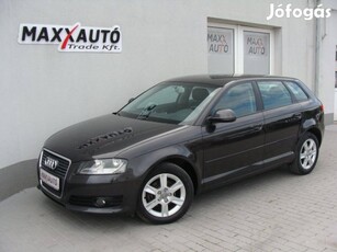 AUDI A3 1.6 Ambiente 102 LE Szívóbenzines Motor!!!