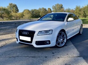 AUDI A5 3.0 TDI DPF quattro S-Line