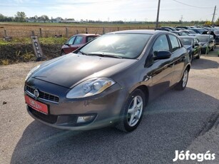 Fiat Bravo 1.4 16V Dynamic Racing felszereltség...