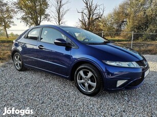 Honda Civic 1.4 Sport Szervizkönyves.Alufelni.D...