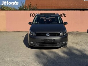 Volkswagen Touran 2.0 CR TDI Highline Foglalózva