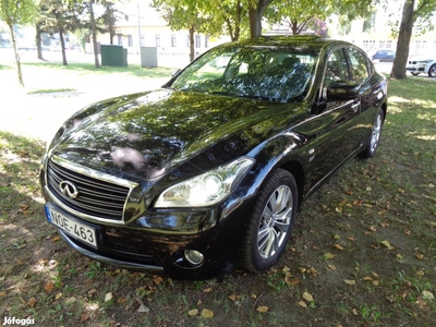 Infiniti Q70 3.0 V6 D S Premium (Automata) BI-X...