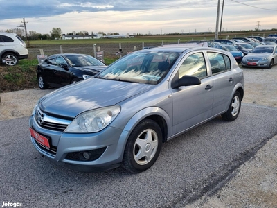 Opel Astra 1.3 CDTI Enjoy Magyarországi. Garanc...
