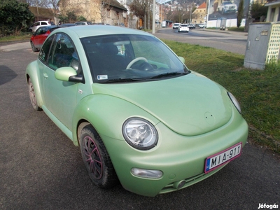 Volkswagen NEW Beetle