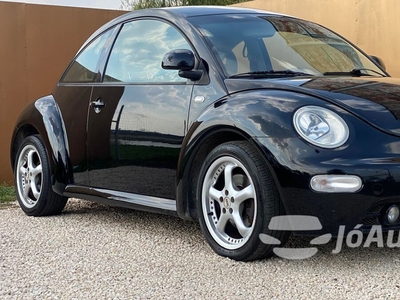 VOLKSWAGEN New Beetle