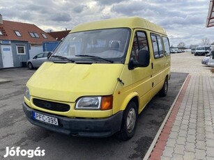 Ford Transit 2.5 D Tourneo Busz (9 személyes )