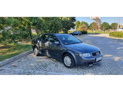 AUDI A4 1.6 Komfort