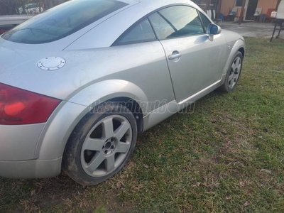 AUDI TT Coupe 1.8 T