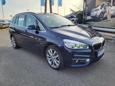 BMW 220d xDrive Luxury (Automata) Gran Tourer.Végig Szervizelt.Leinformálható.Navi.Panoráma.Sport Belső.Kamera