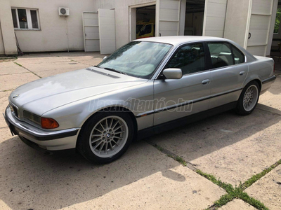 BMW 725tds (Automata)