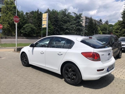 CHEVROLET CRUZE 1.7d LT Plus