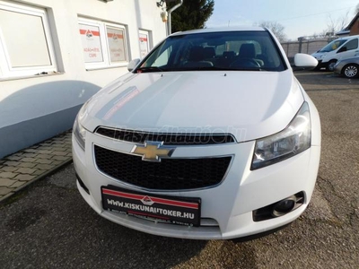 CHEVROLET CRUZE 1.8 LT Plus KLÍMA.TEMPOMAT.ÚJ GUMIK.TOLATÓRADAR