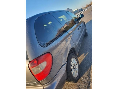 CHRYSLER VOYAGER Grand2.5 CRD SE (7 személyes )