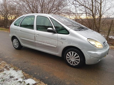 CITROEN XSARA PICASSO 2.0 HDi ROZSDAMENTES.SOK EXTRÁVAL.TÉLI GUMIKKAL