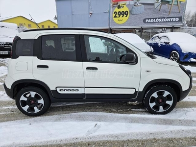 FIAT PANDA 1.2 8V City Cross ülésfűtés. szélvédőfűtés. tolatóradar