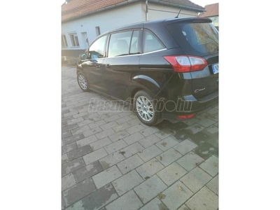 FORD C-MAX Grand1.6 TDCi Titanium [7 személy]