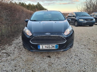 FORD FIESTA 1.5 TDCi Black kevés km. szép állapot