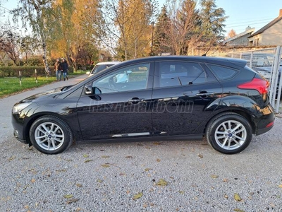 FORD FOCUS 1.0 EcoBoost Black Edition S S TEMPOMAT//SZ.KÖNYV//