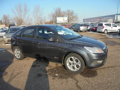 FORD FOCUS 1.4 Trend