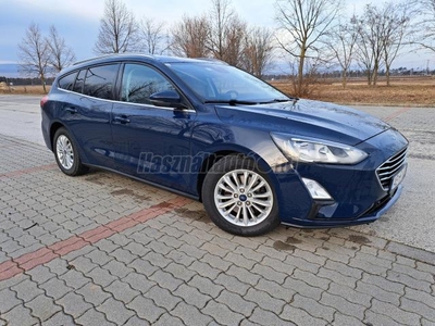 FORD FOCUS 1.5 EcoBlue Titanium Kimagasló extralista. vonóhorog. tetőcsomagtartó. téli szett