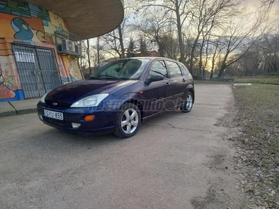 FORD FOCUS 1.6 Ambiente