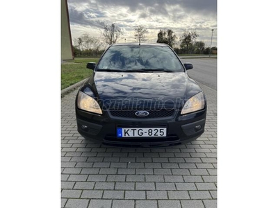 FORD FOCUS 1.6 Ambiente